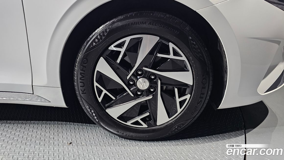 Hyundai Grandeur 2021