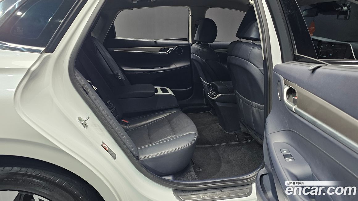 Hyundai Grandeur 2021