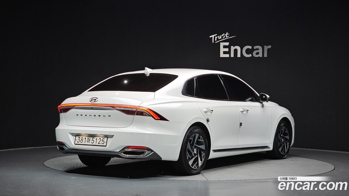 Hyundai Grandeur 2021