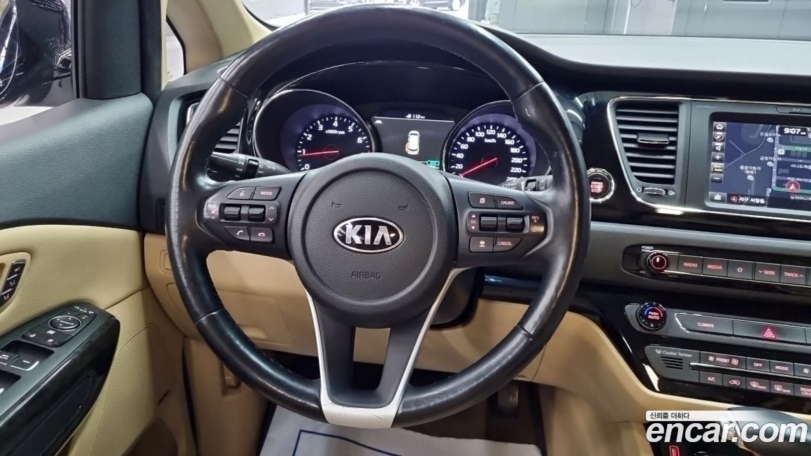 Kia Canival 2019