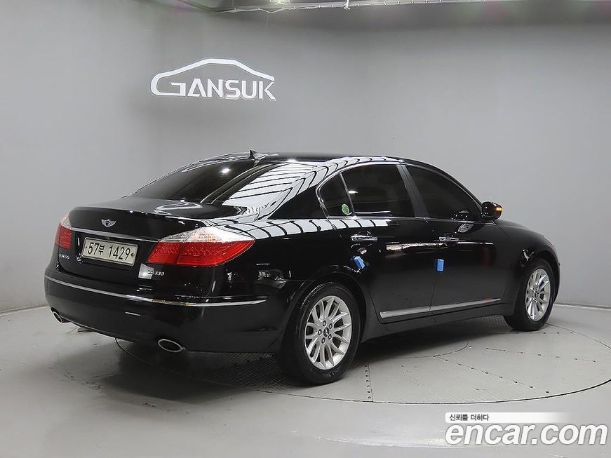 Hyundai Genesis 2009