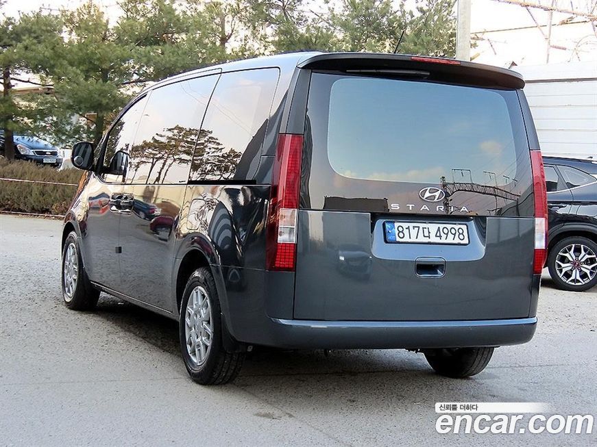 Hyundai Staria 2023