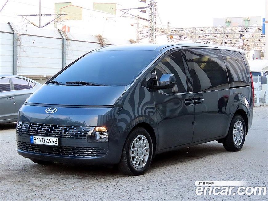 Hyundai Staria 2023