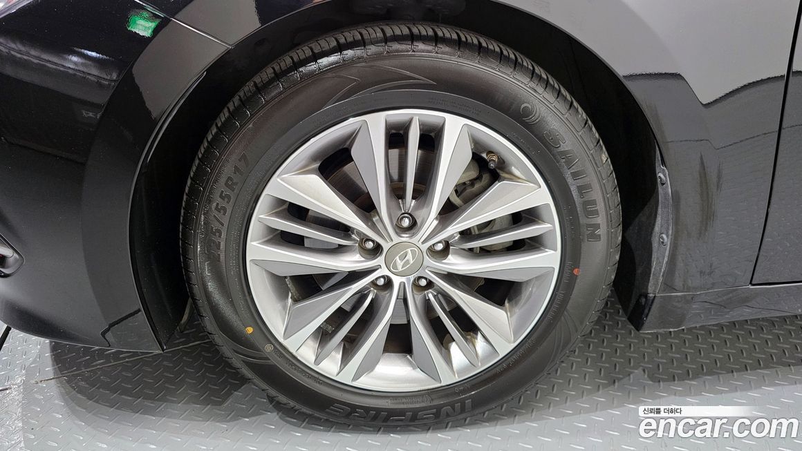 Hyundai Grandeur 2016