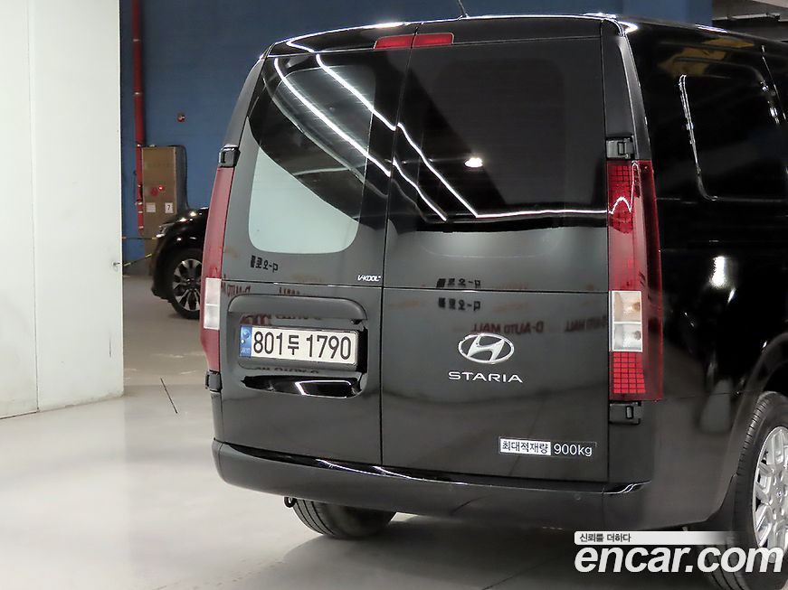 Hyundai Staria 2023