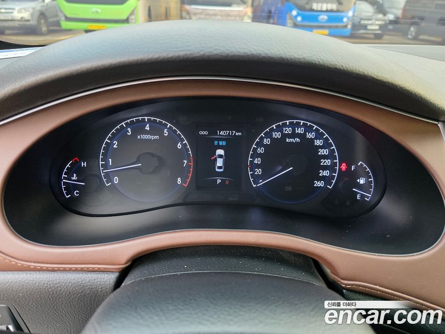 Hyundai Genesis 2013