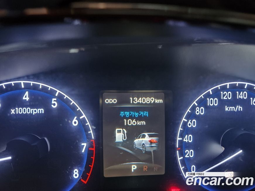 Hyundai Genesis 2013