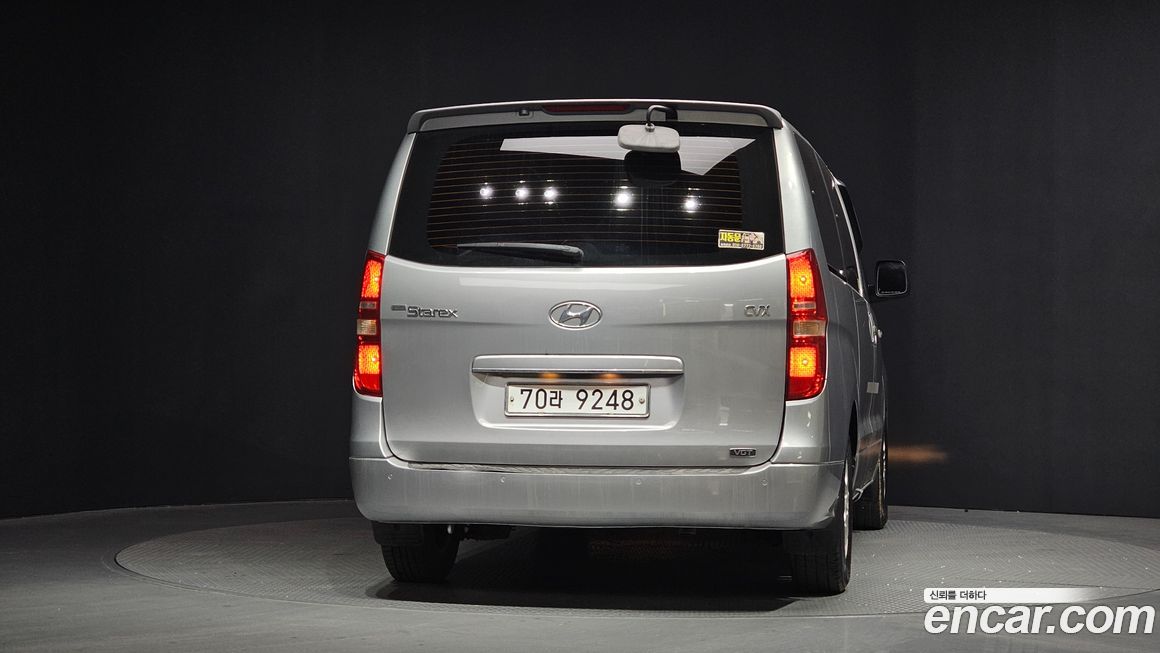 Hyundai Starex 2011