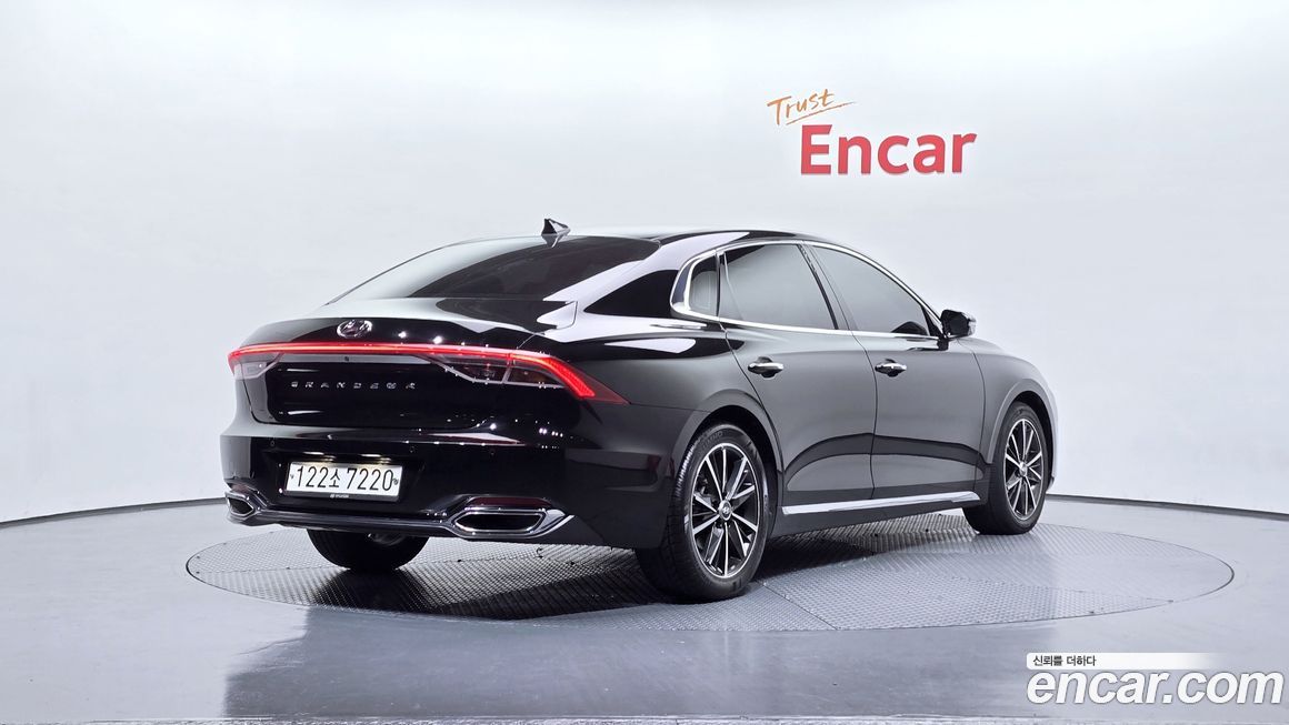 Hyundai Grandeur 2020