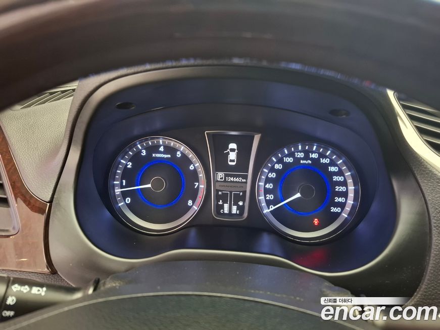 Hyundai Grandeur 2014