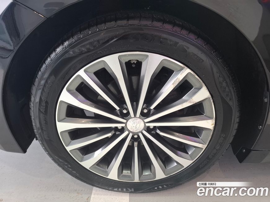 Hyundai Grandeur 2014