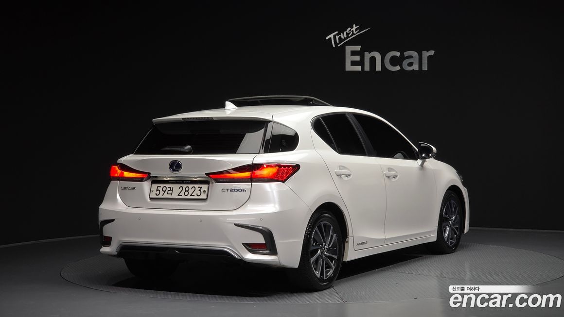 Lexus CT200h 2018