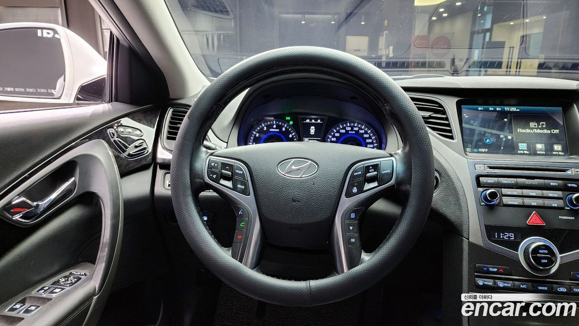 Hyundai Grandeur 2015