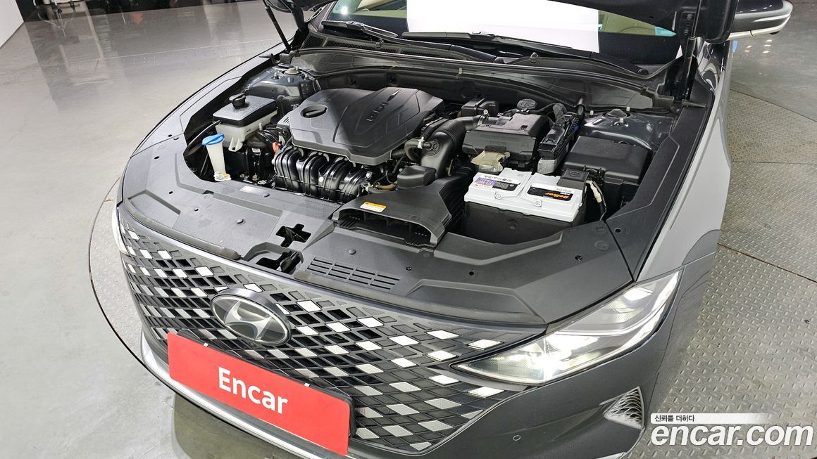 Hyundai Grandeur 2020