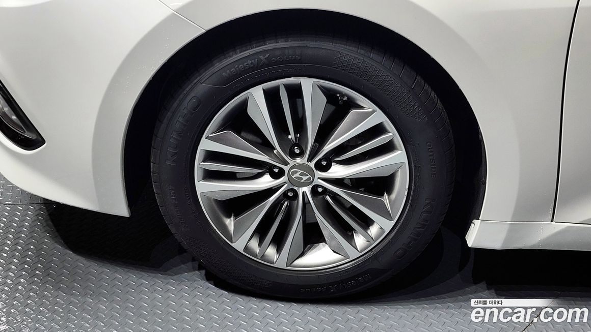 Hyundai Grandeur 2015