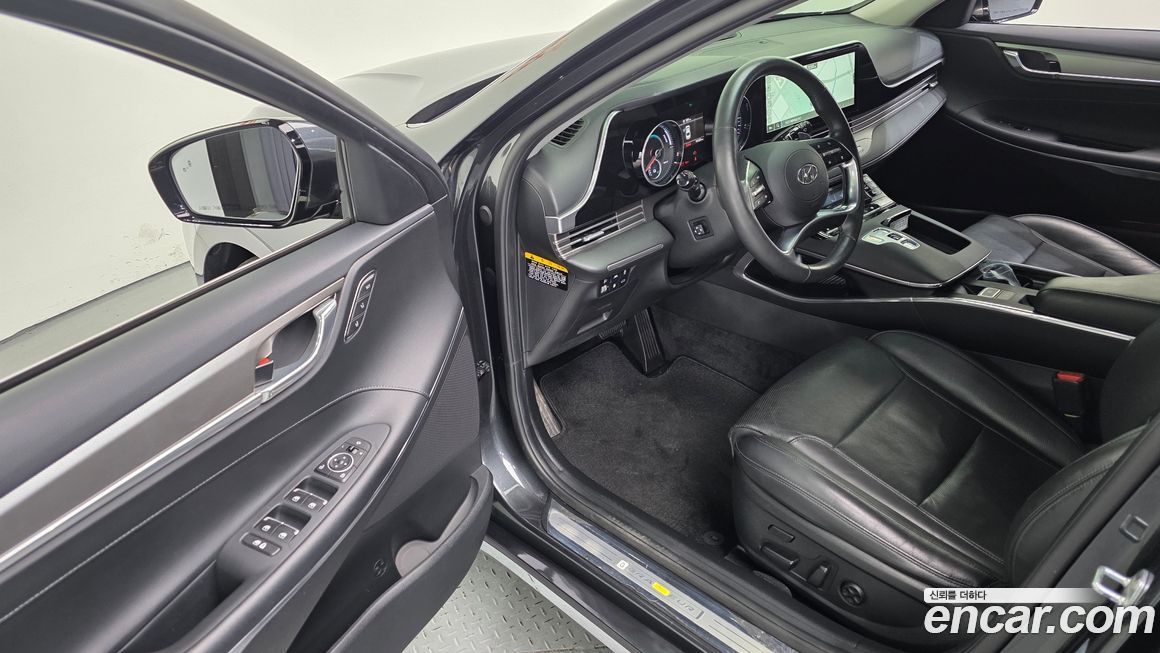 Hyundai Grandeur 2020