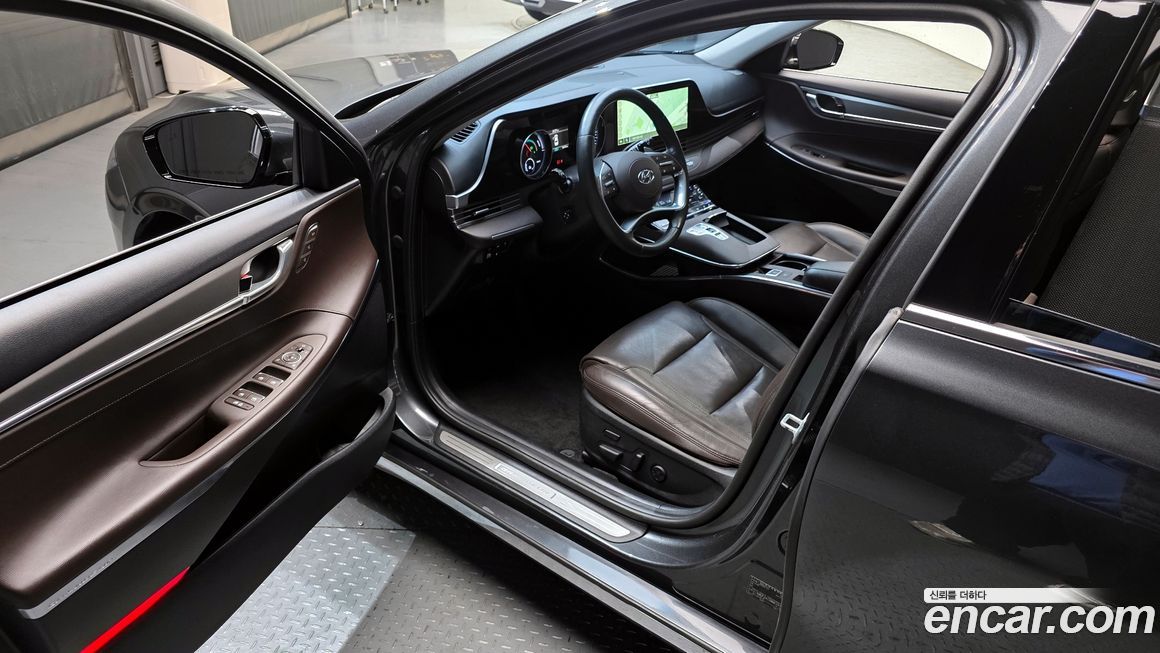 Hyundai Grandeur 2021