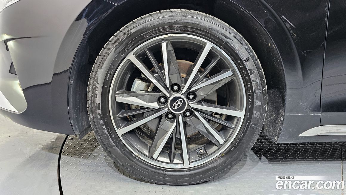 Hyundai Grandeur 2022