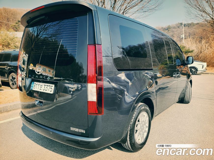 Hyundai Staria 2023
