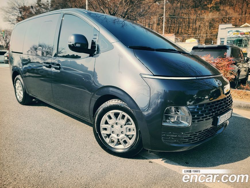 Hyundai Staria 2023