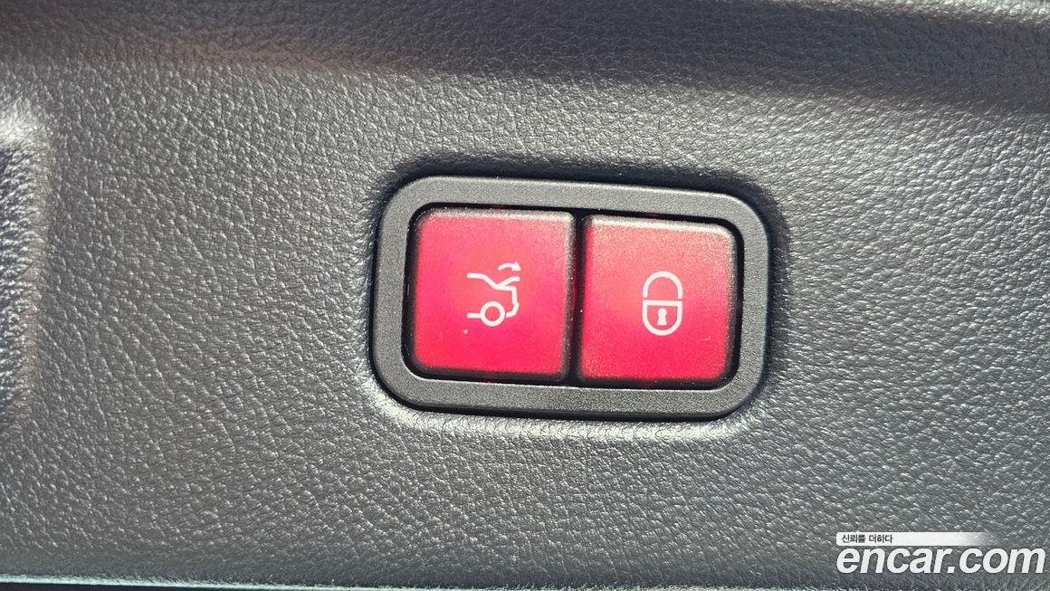 Mercedes-Benz S-Class 2023