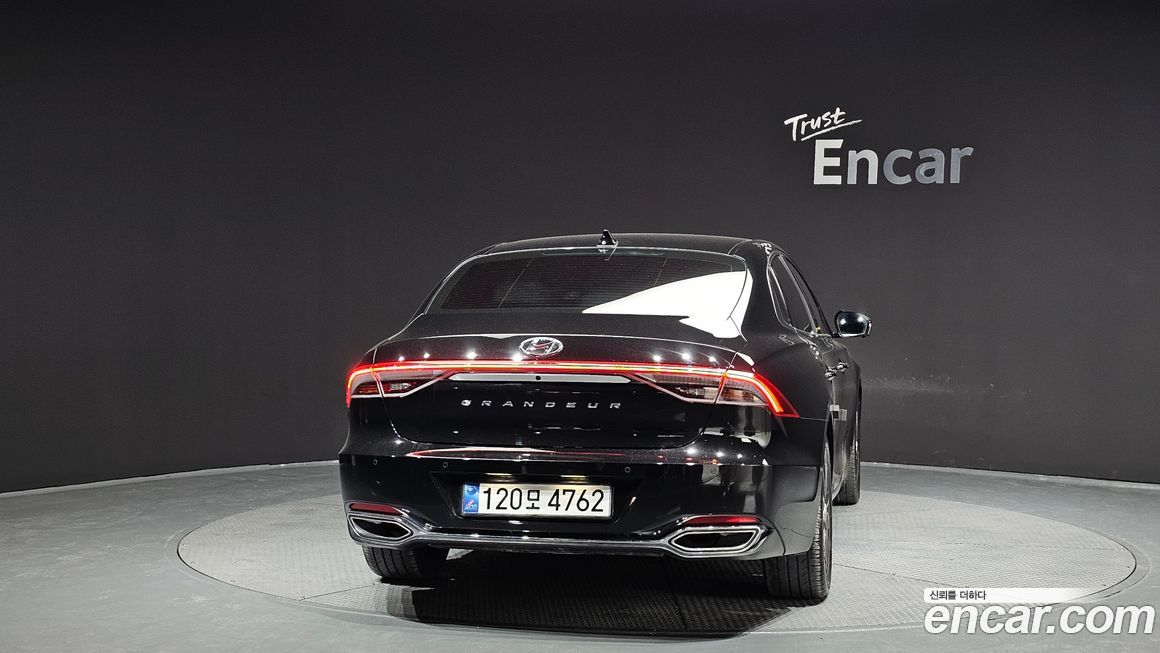 Hyundai Grandeur 2022