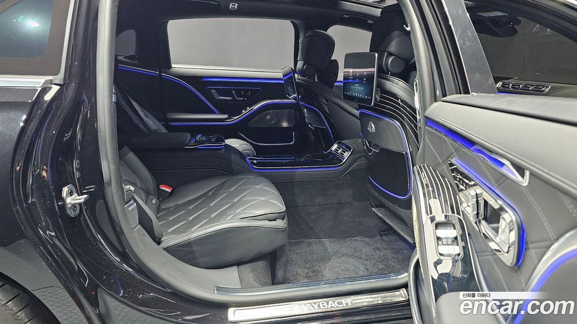 Mercedes-Benz S-Class 2023