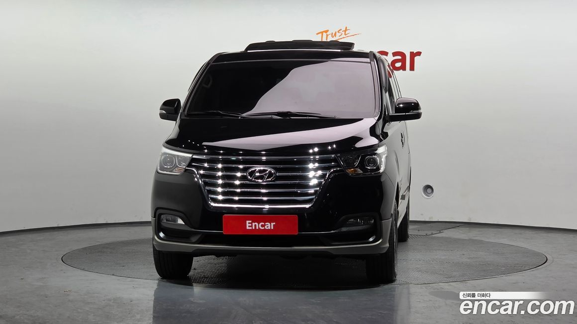 Hyundai Starex 2019