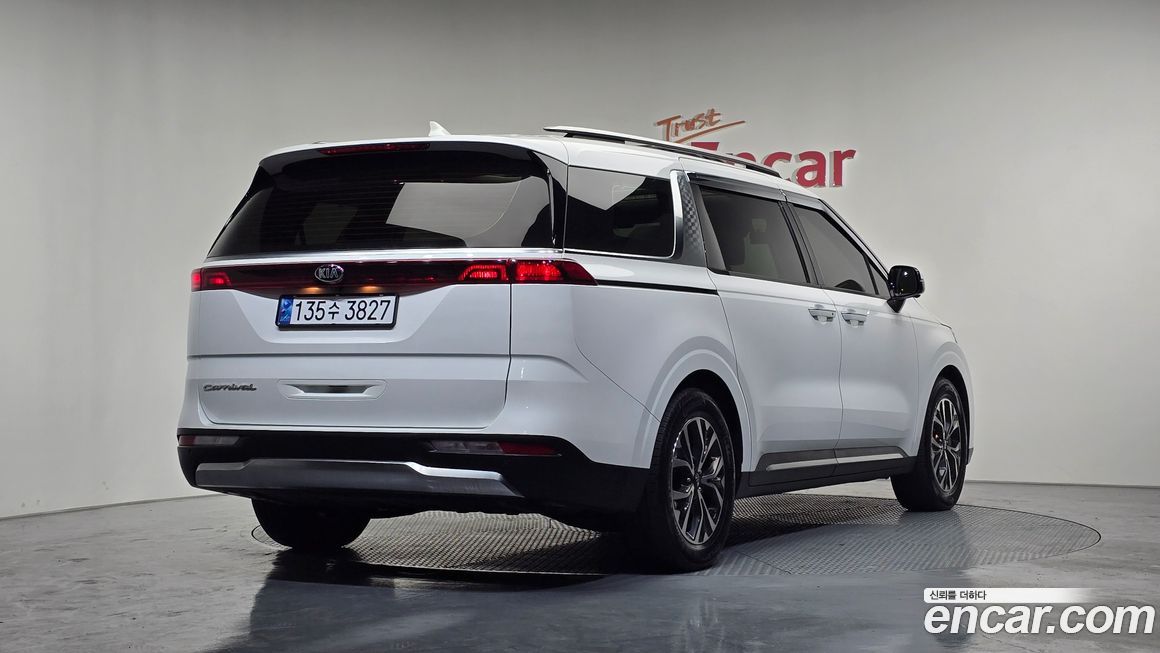 Kia Canival 2021