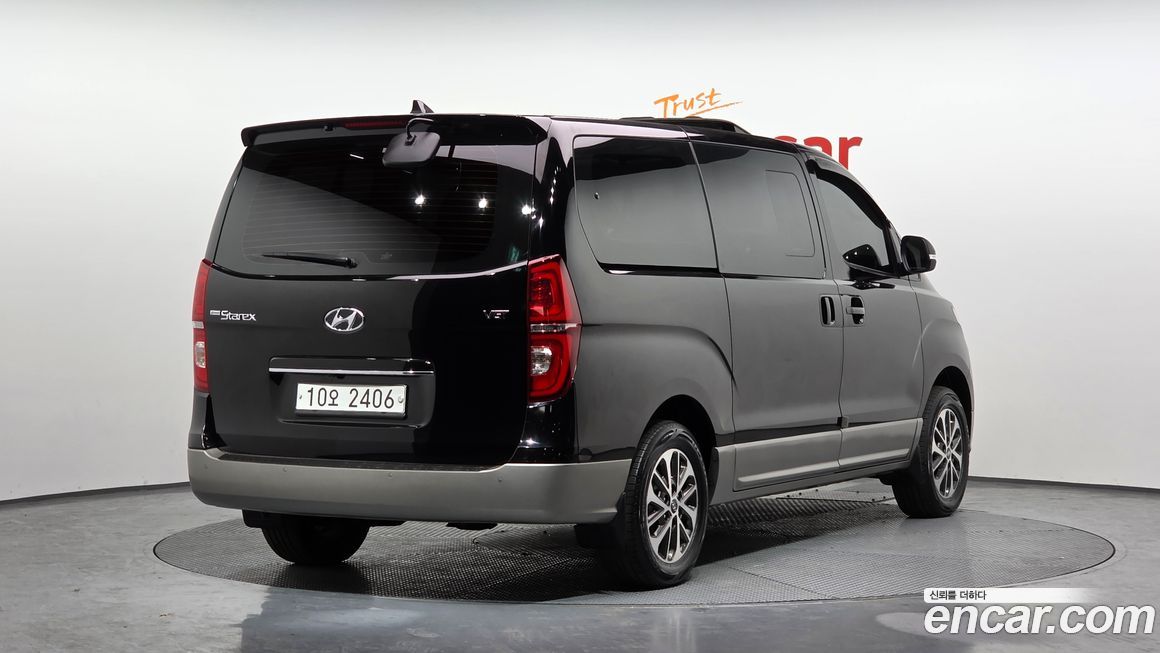 Hyundai Starex 2019