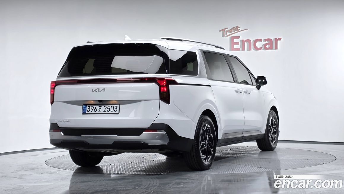Kia Canival 2024