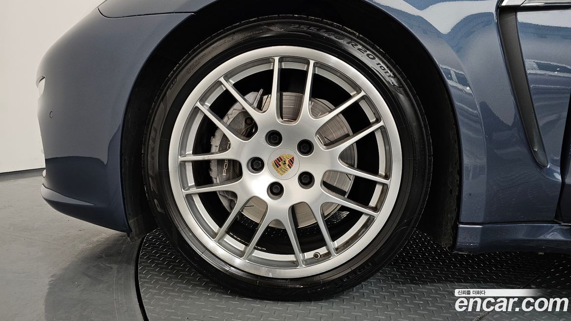 Porsche Panamera 2015