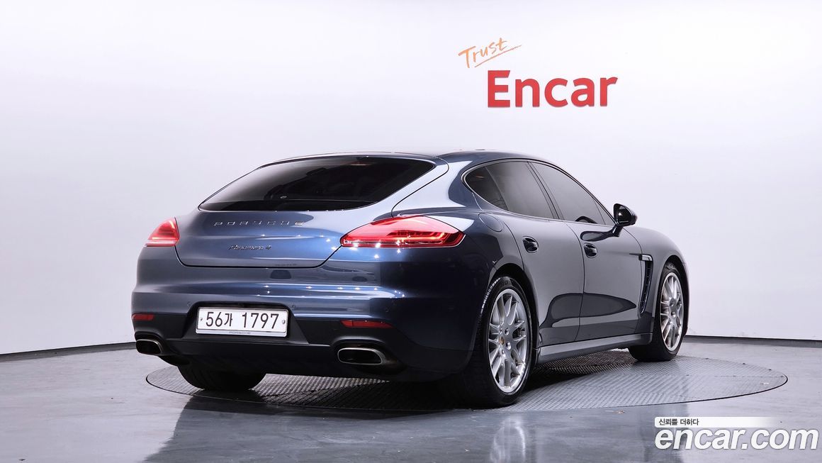Porsche Panamera 2015