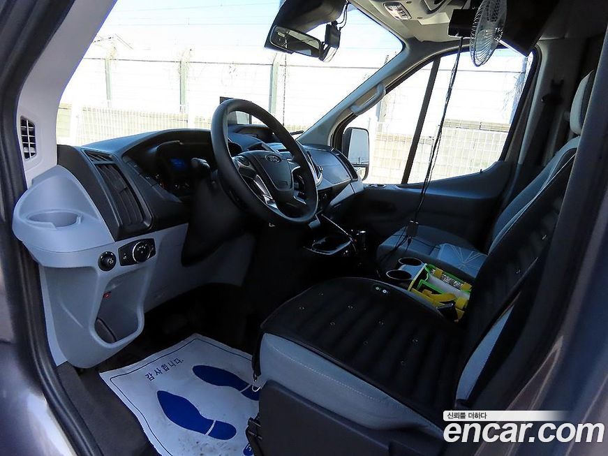 Ford Transit 2016