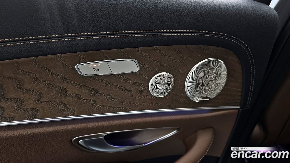 Mercedes-Benz E-Class 2021