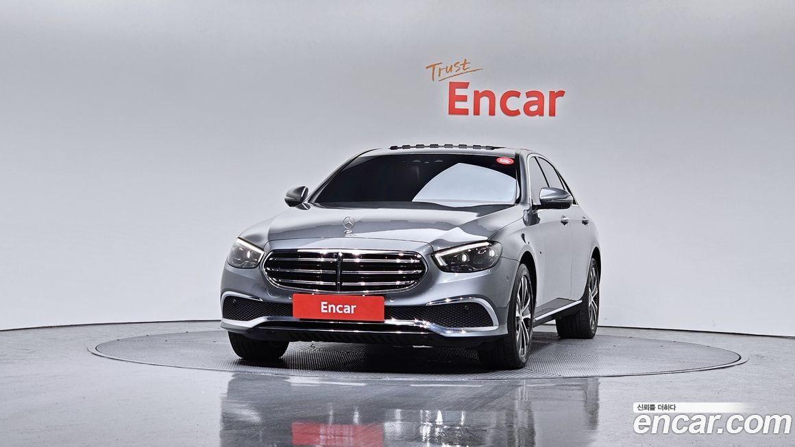 Mercedes-Benz E-Class 2021