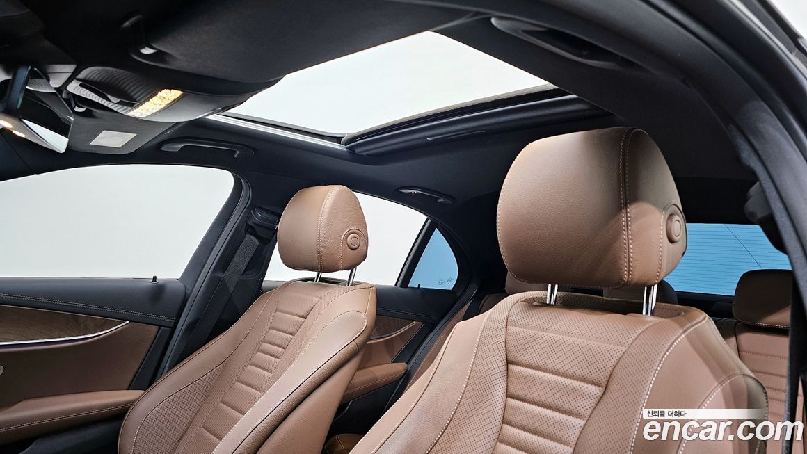 Mercedes-Benz E-Class 2021