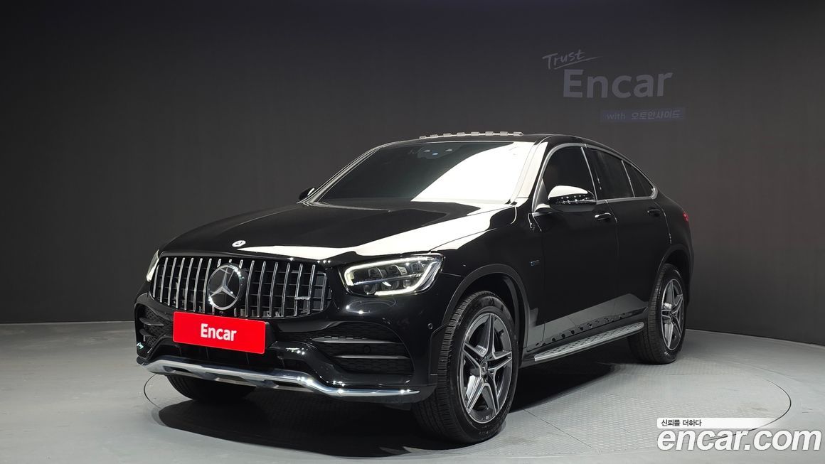 Mercedes-Benz GLC-Class 2021