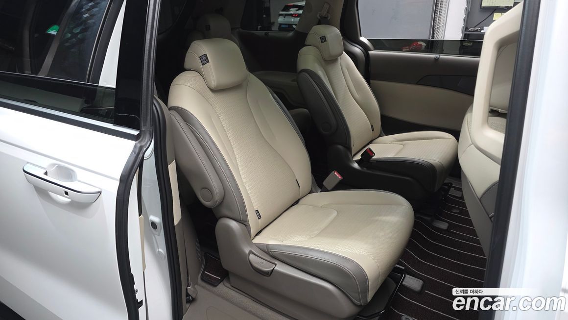 Kia Canival 2025