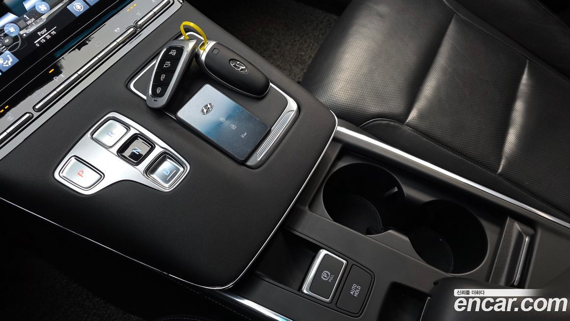 Hyundai Grandeur 2020