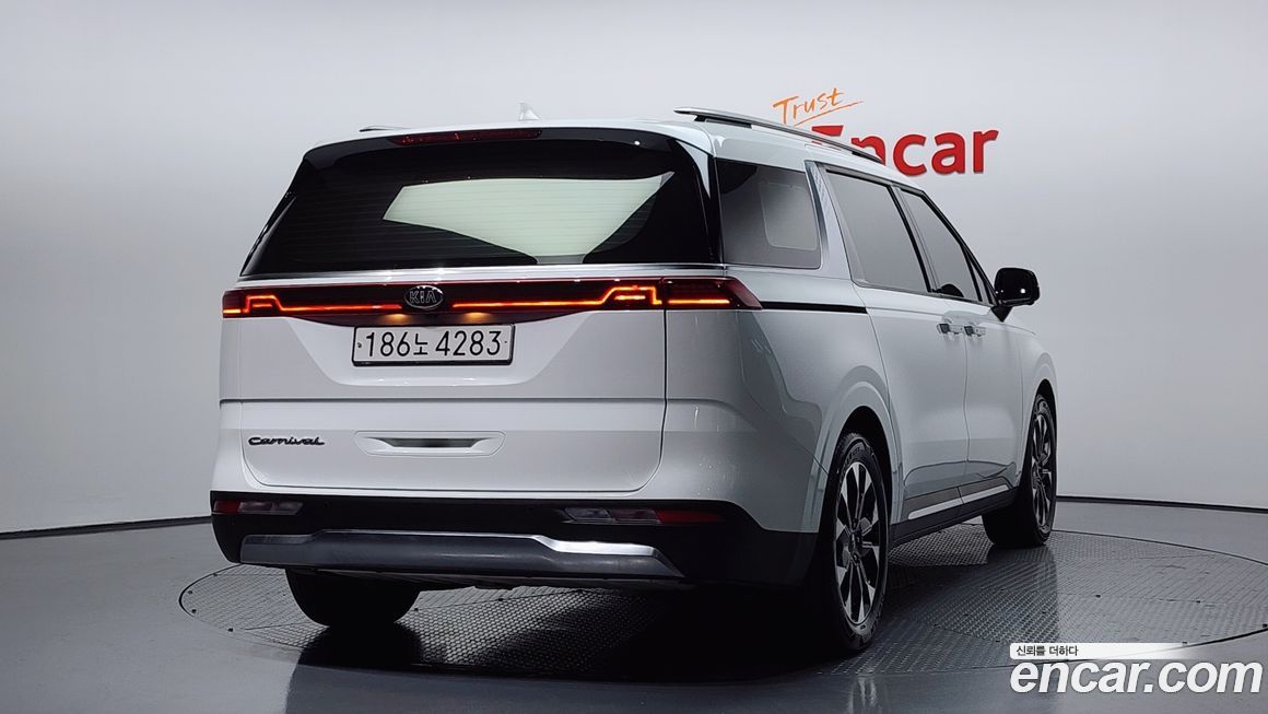 Kia Canival 2021