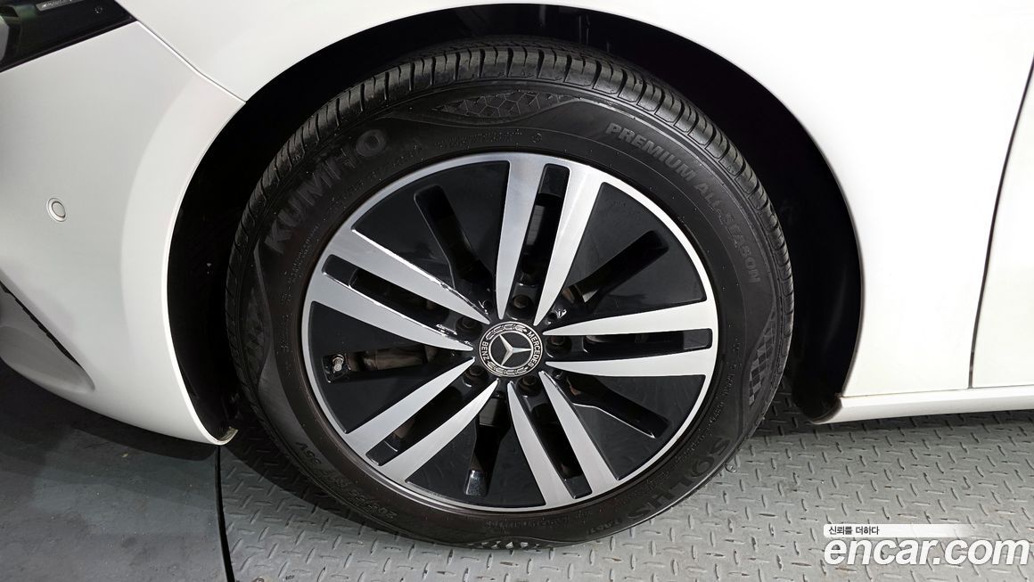 Mercedes-Benz A-Class 2022