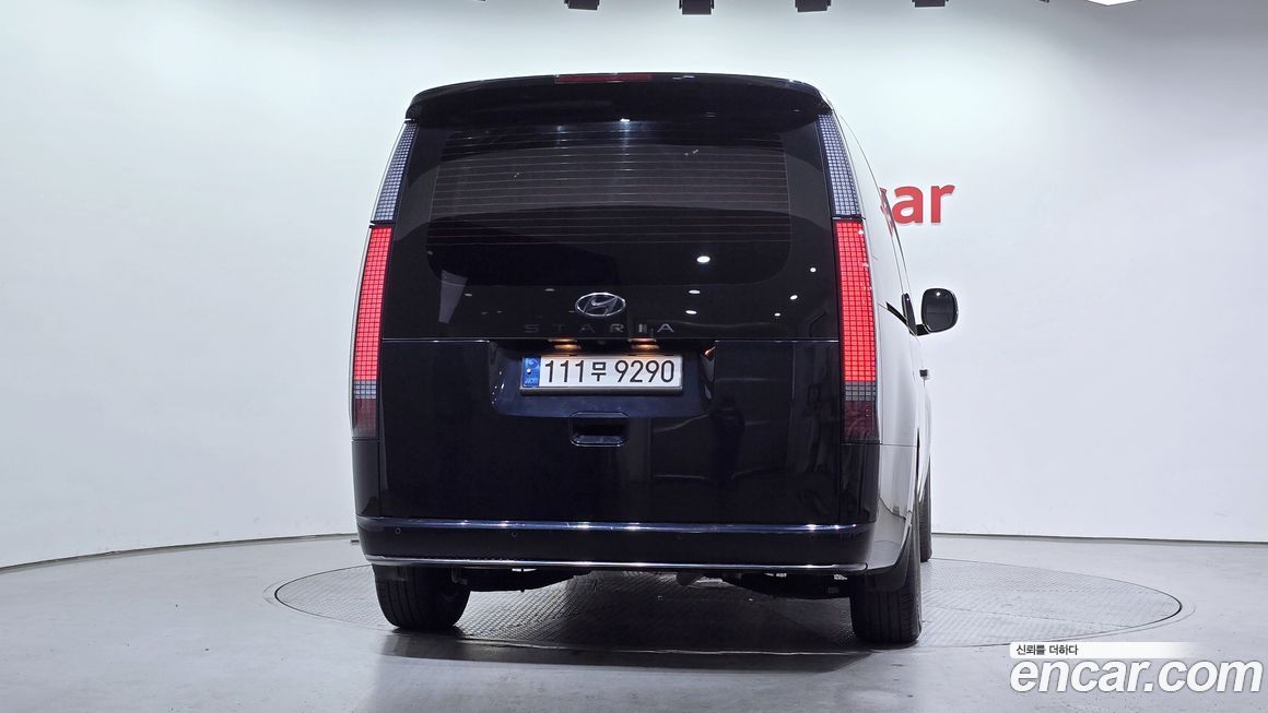 Hyundai Staria 2023