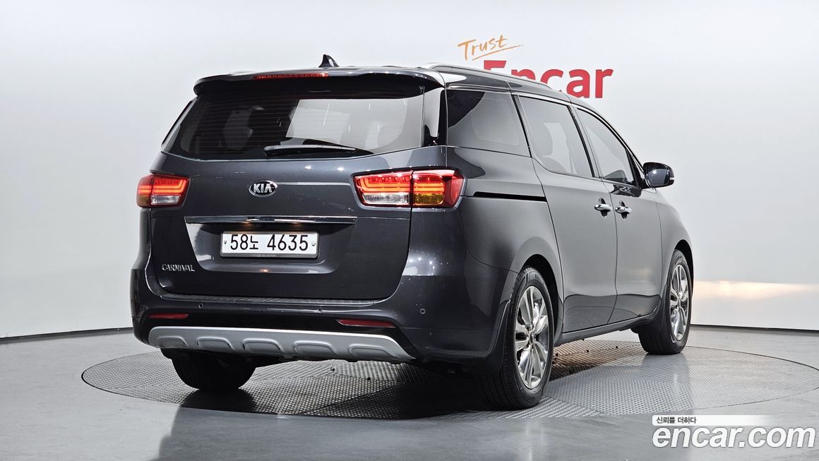 Kia Canival 2015