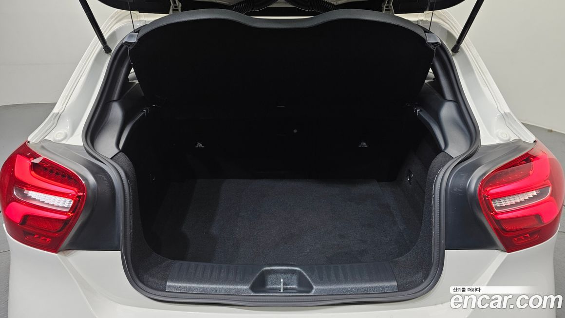 Mercedes-Benz A-Class 2016