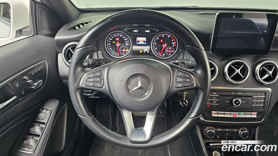 Mercedes-Benz A-Class 2016