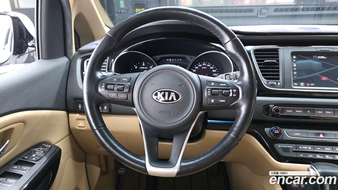 Kia Canival 2018