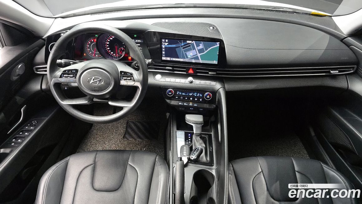 Hyundai AVANTE 2021