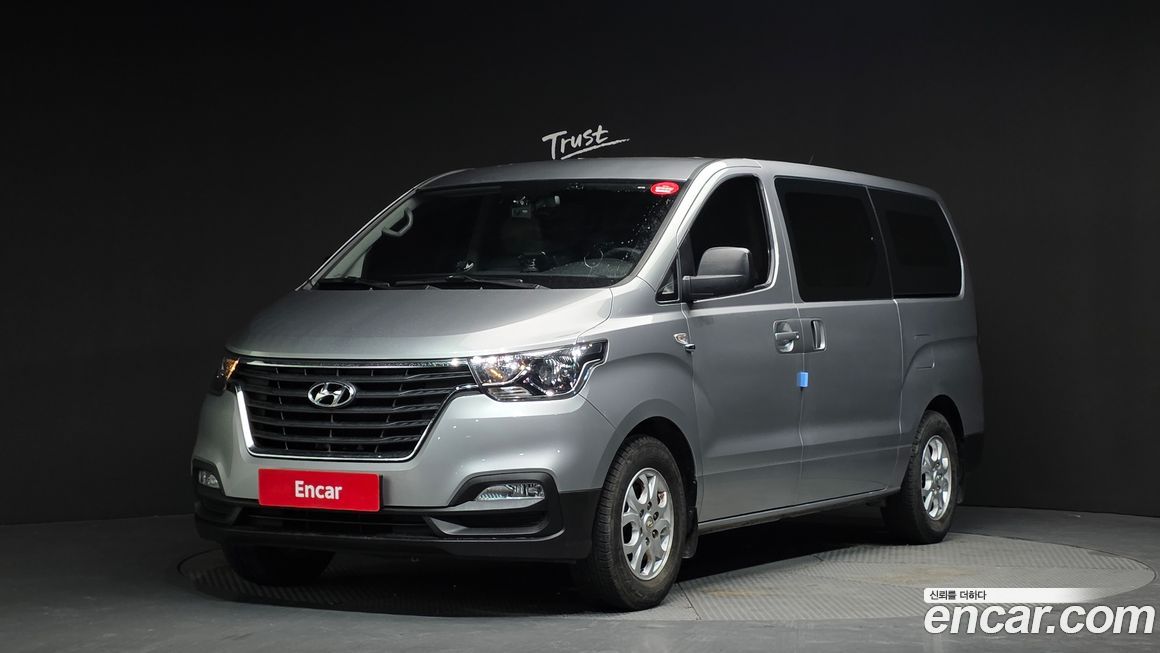 Hyundai Starex 2019