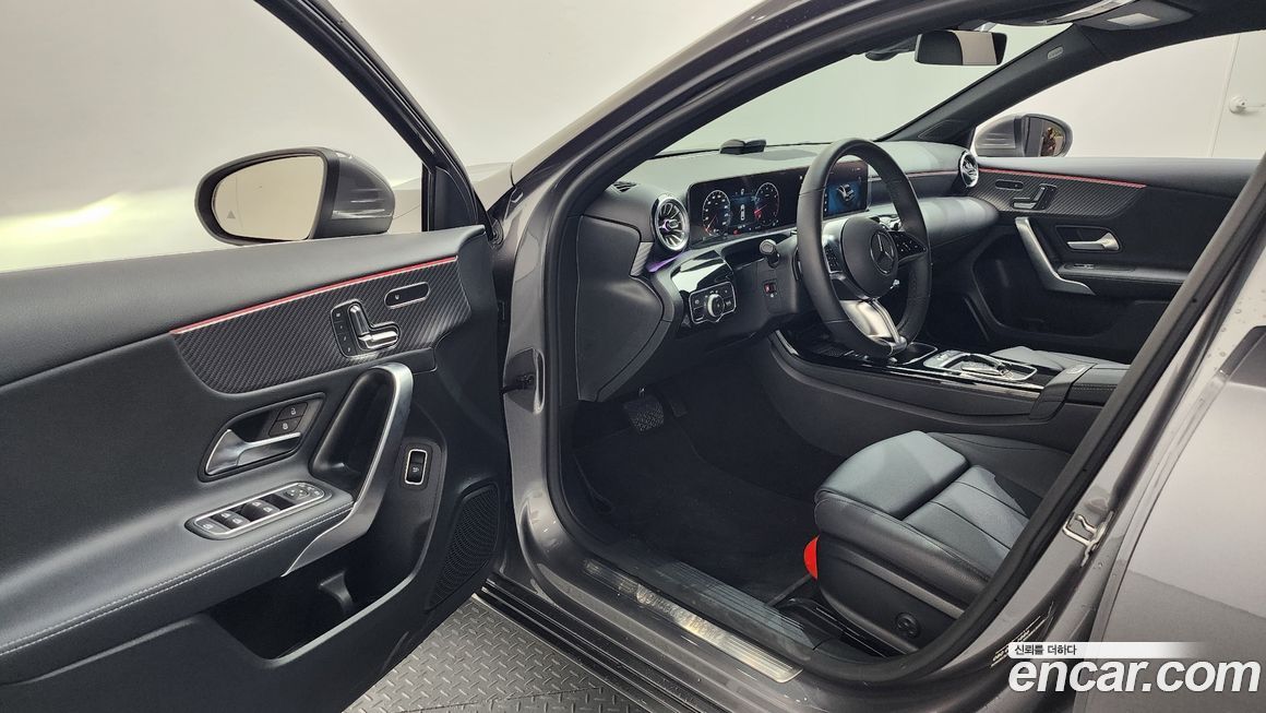 Mercedes-Benz A-Class 2025